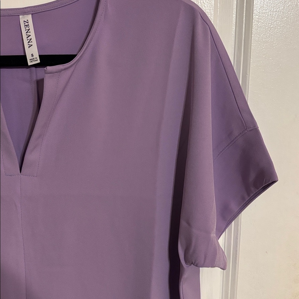 Zenana V-neck Short Sleeve Tunic Top - Picture 3 of 5